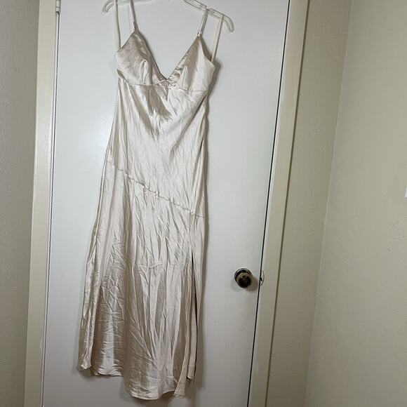 NEW! Selfie Leslie Downtown Cami Strap Front Split Midi Slip Dress Champagne LRG - Picture 4 of 11